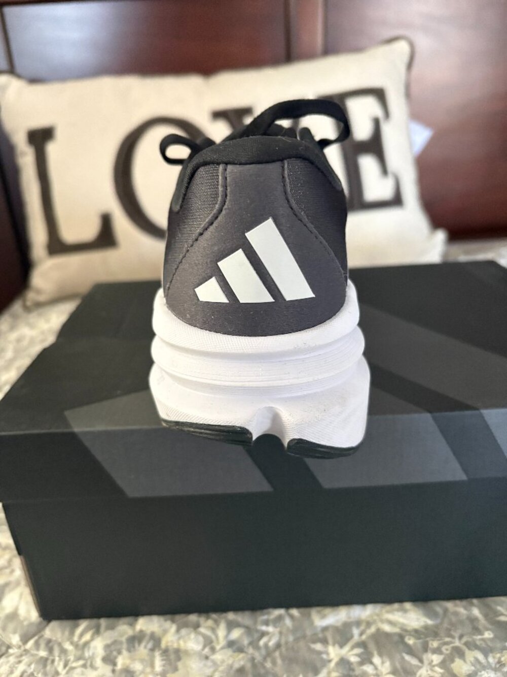 Adidas Adistar 3  Mens Size 8.5 - Picture 3 of 5